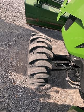 Image of John Deere 3032E equipment image 4