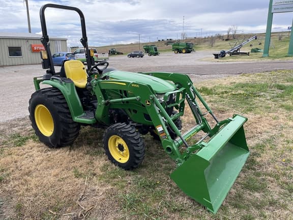 Image of John Deere 3032E equipment image 2