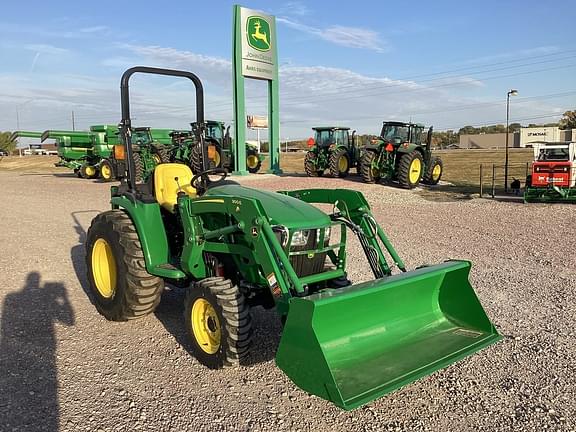 Image of John Deere 3032E equipment image 1