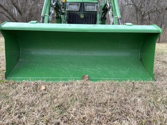 Image of John Deere 3032E equipment image 3