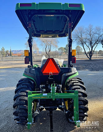 Image of John Deere 3032E equipment image 3