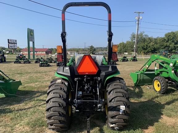 Image of John Deere 3032E equipment image 2