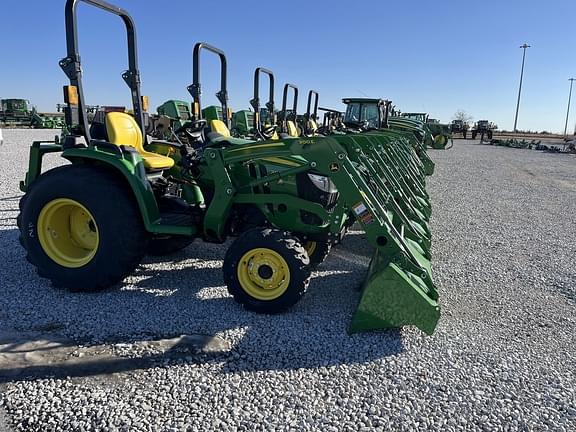 Image of John Deere 3032E equipment image 1