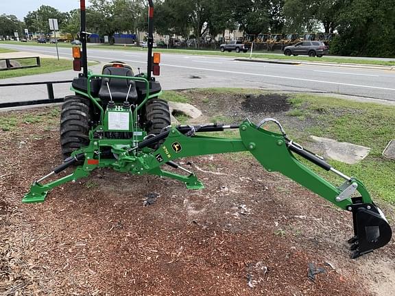 Image of John Deere 3032E equipment image 4