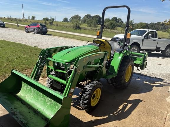 Image of John Deere 3032E equipment image 1