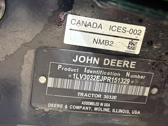 Image of John Deere 3032E equipment image 2