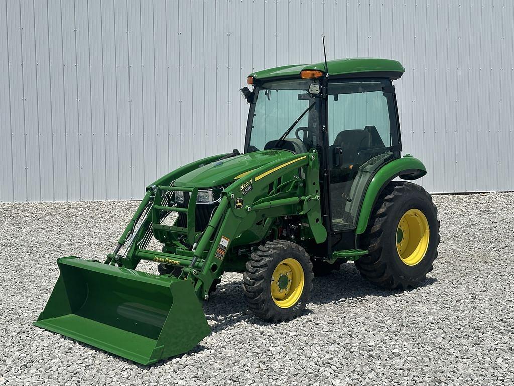 Image of John Deere 3033R Image 0