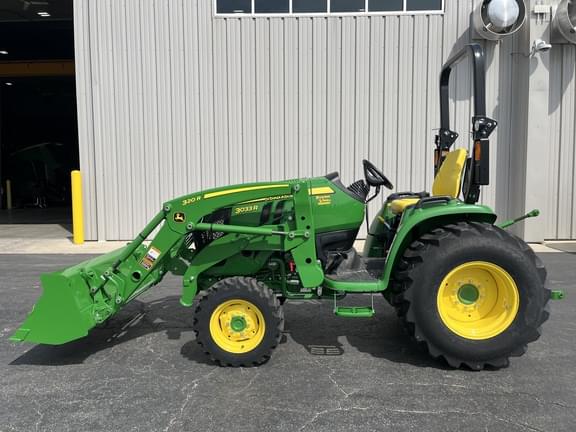 Image of John Deere 3033R Image 0