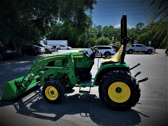 Image of John Deere 3033R equipment image 1