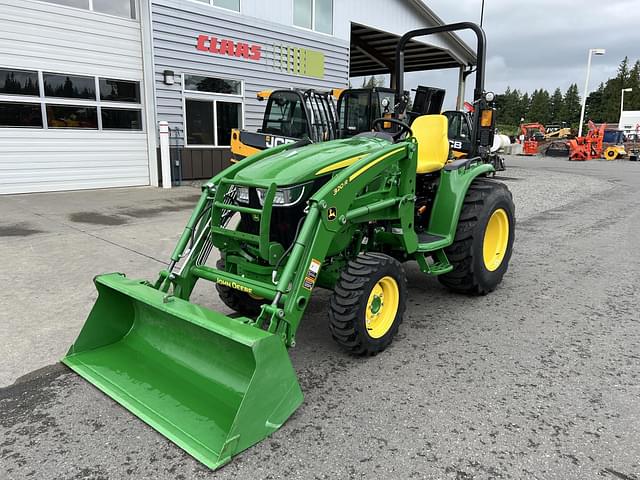 Image of John Deere 3033R equipment image 1