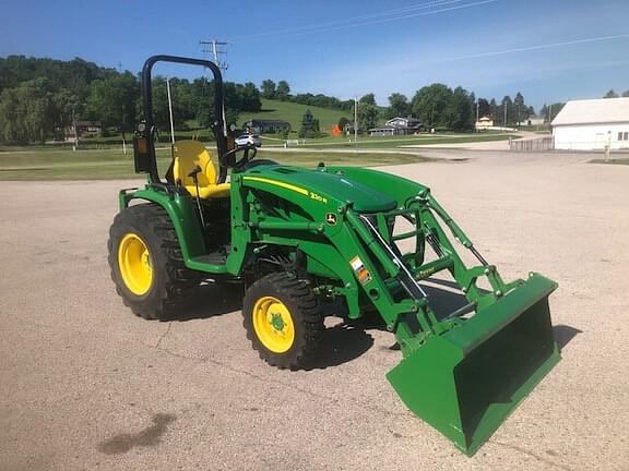 Image of John Deere 3033R Primary image