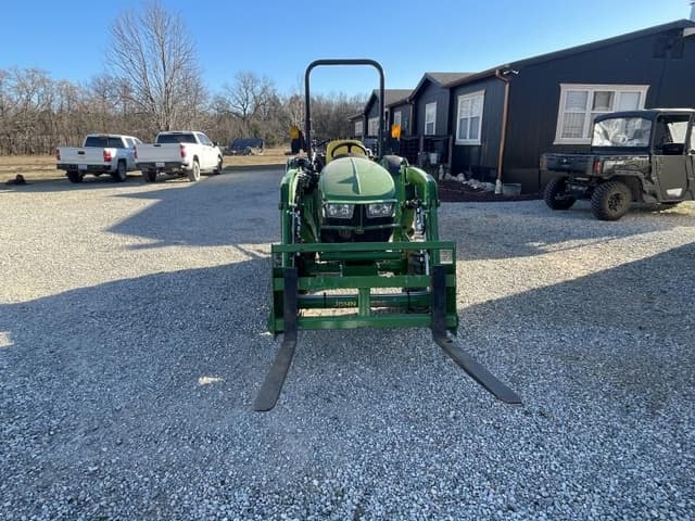Image of John Deere 3035D equipment image 1