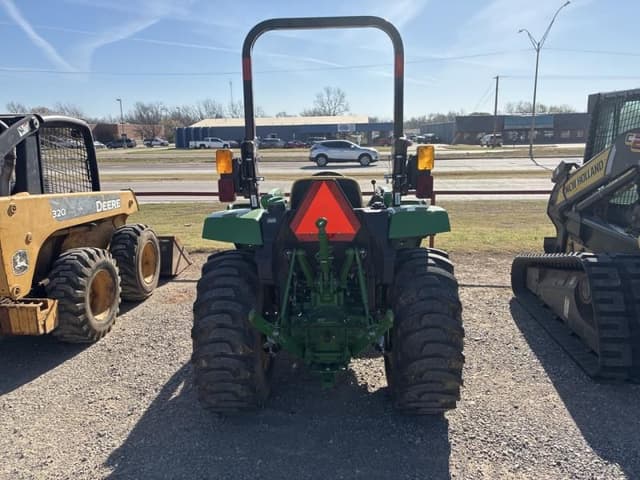 Image of John Deere 3035D equipment image 2