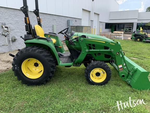 Image of John Deere 3038E equipment image 2