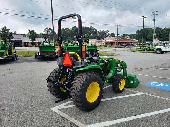 Image of John Deere 3038E equipment image 3