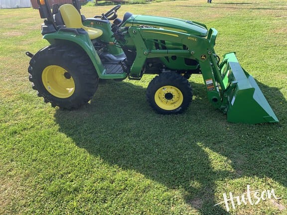 2024 John Deere 3038E Equipment Image0