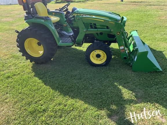 Image of John Deere 3038E equipment image 1