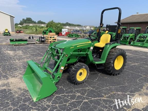 Image of John Deere 3038E equipment image 3