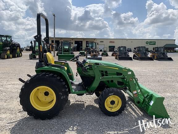 Image of John Deere 3038E equipment image 2