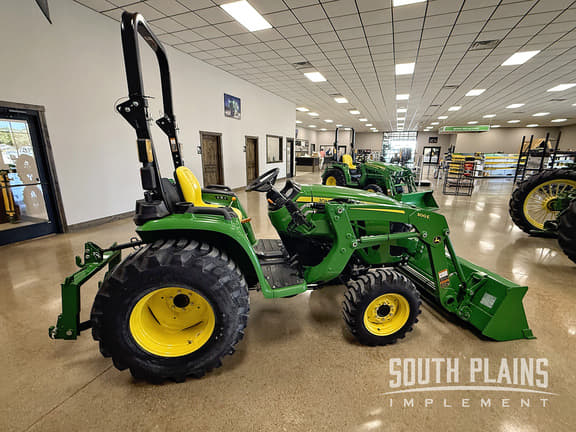 Image of John Deere 3038E equipment image 1