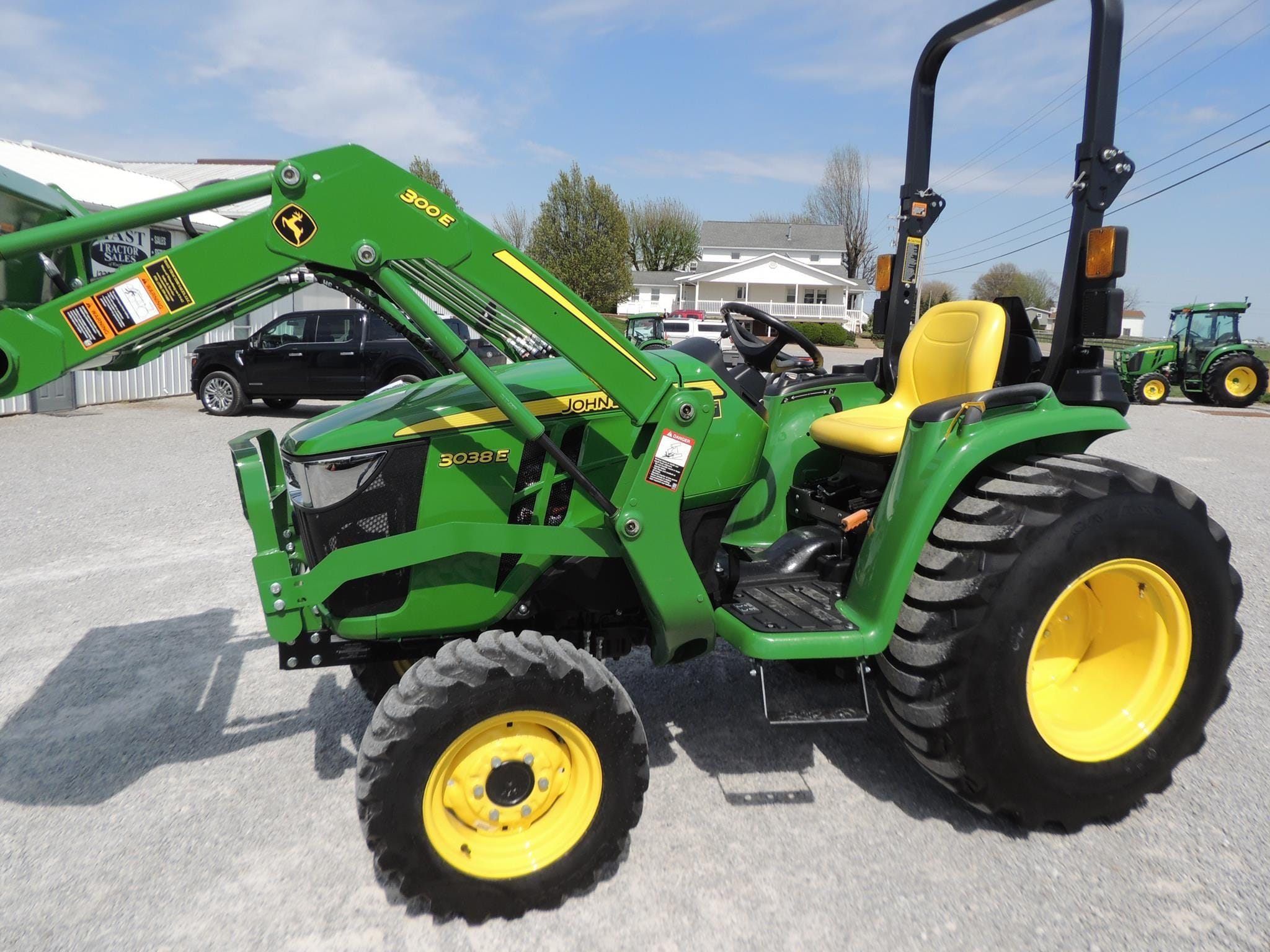 2024 John Deere 3038E Equipment Image0