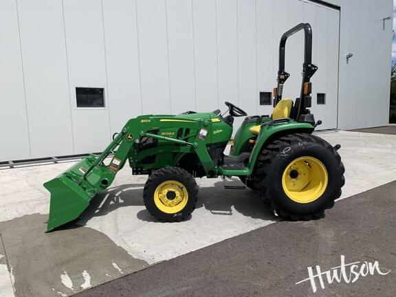 Image of John Deere 3038E equipment image 3