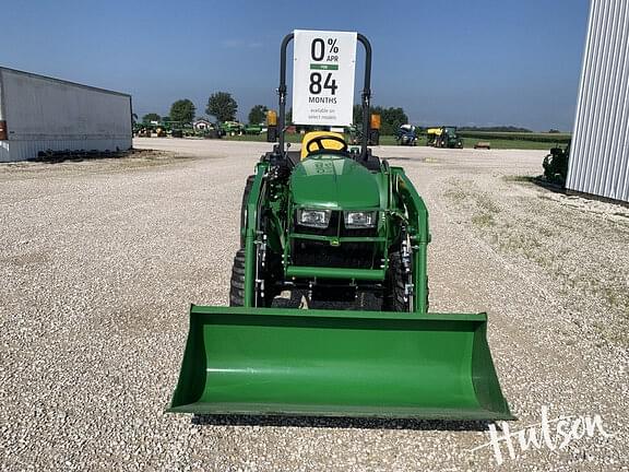 Image of John Deere 3038E equipment image 3