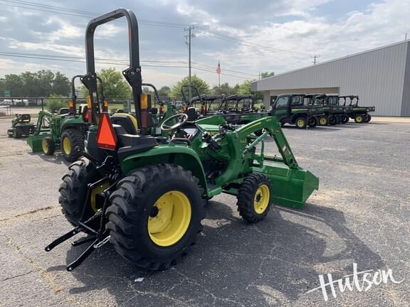 Image of John Deere 3038E equipment image 2