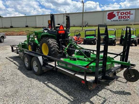 Image of John Deere 3038E equipment image 2