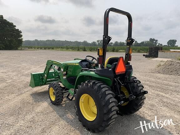 Image of John Deere 3038E equipment image 3