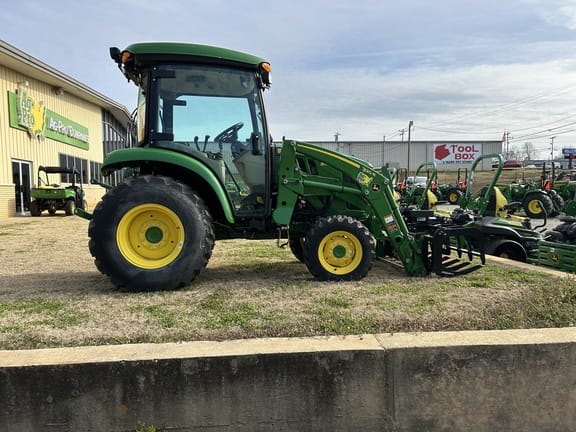 Main image John Deere 3039R