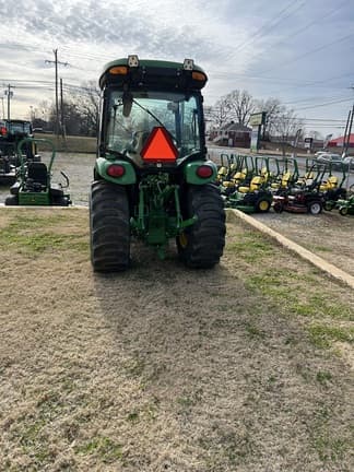 Image of John Deere 3039R equipment image 3