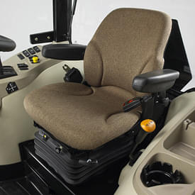 Image of John Deere 3039R equipment image 4