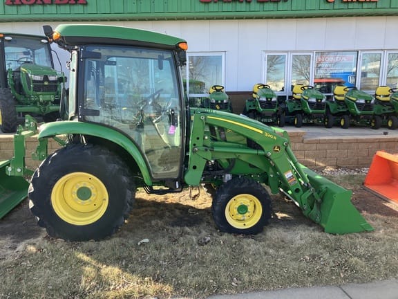 Main image John Deere 3039R