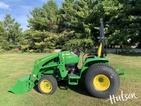 Main image John Deere 3039R