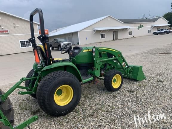 Image of John Deere 3039R equipment image 3
