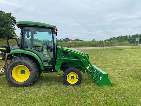 Image of John Deere 3039R equipment image 3