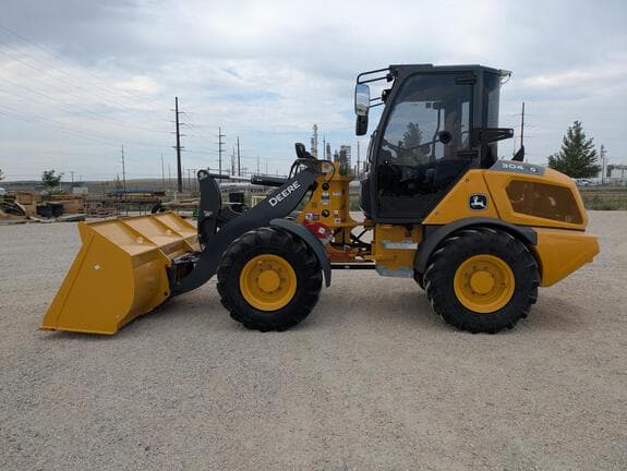 Image of John Deere 304G equipment image 1