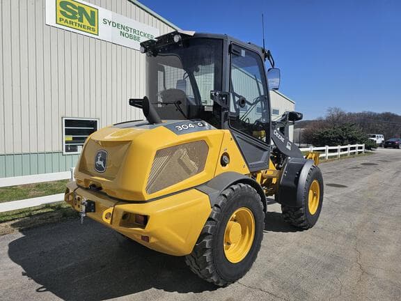Image of John Deere 304G equipment image 2