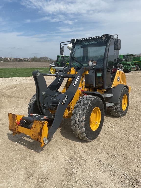 Image of John Deere 304G equipment image 3