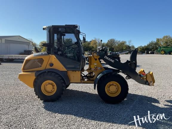 Image of John Deere 304G equipment image 2