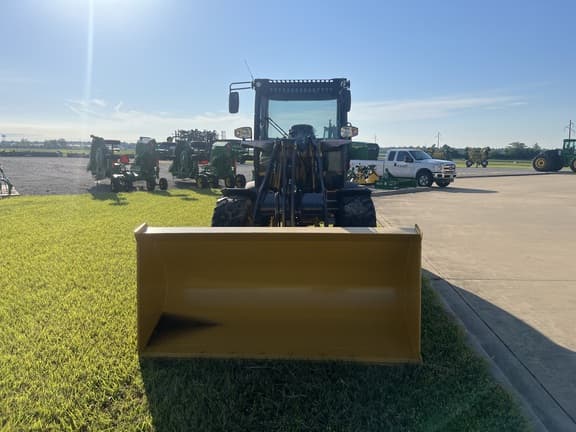 Image of John Deere 304G equipment image 3