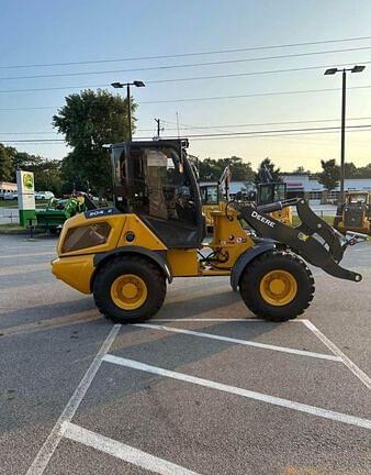 Image of John Deere 304G equipment image 2