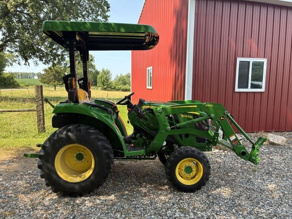Image of John Deere 3043D equipment image 1