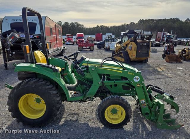 Image of John Deere 3043D equipment image 3