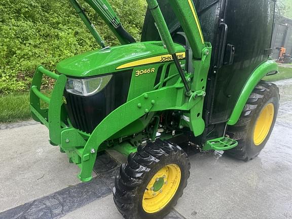 Image of John Deere 3046R Primary image