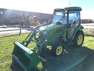 Main image John Deere 3046R 1