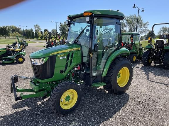 Image of John Deere 3046R equipment image 1