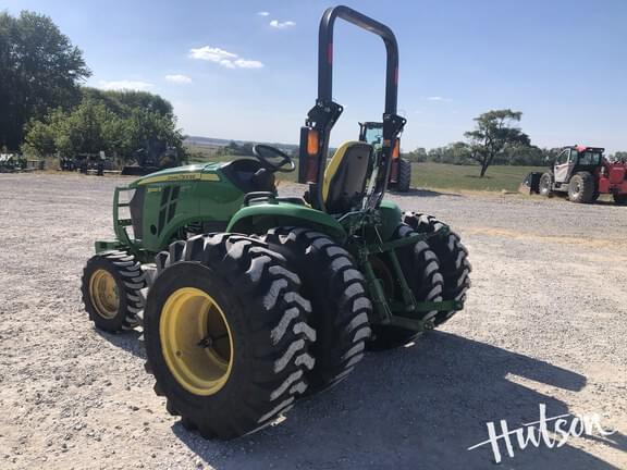 Image of John Deere 3046R equipment image 2