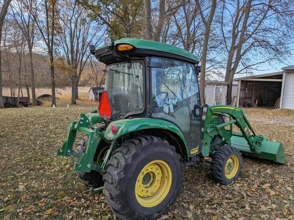 Image of John Deere 3046R equipment image 2